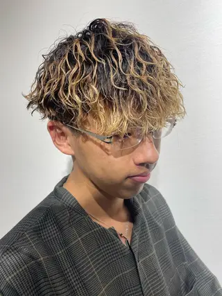 パーマ メンズ 大阪美容師 井上智博のヘアスタイル