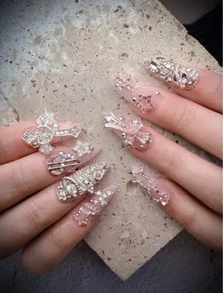ネイル Lyna 池袋のネイルデザイン