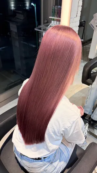 ロング カラー ブリーチ/髪質改善/ ハイトーン/暖色のヘアスタイル