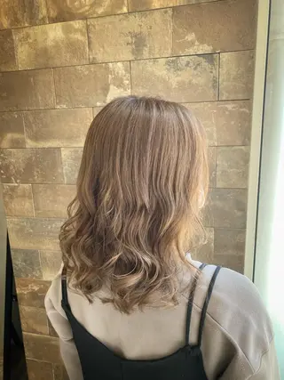 ミディアム カラー ヘアアレンジ Belle hair Design青野大貴のヘアスタイル