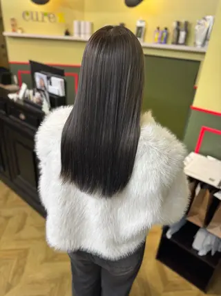 ロング カラー 米倉 麻衣のヘアスタイル