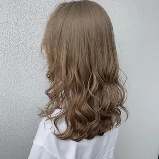 ショート カラー ブリーチ koheiのヘアスタイル
