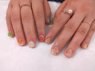 ネイル はばすみれ🎀ﾈｲﾙ 光ﾌｪｲｼｬﾙ ﾍｱのネイルデザイン