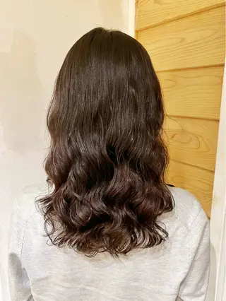 ロング コテ巻き風パーマ サトウタケル 表参道のヘアスタイル