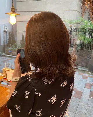 ミディアム カラー shiro.kobe 森彩華のヘアスタイル