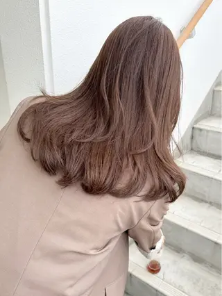 ロング カラー ヘアアレンジ lani ブリーチ /ダブルカラーのヘアスタイル