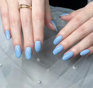 ユリ 💕のネイルデザイン