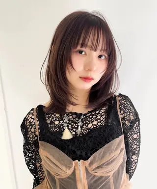 ミディアム 黒染め落とし ムラ修正　ハイトーンのヘアスタイル