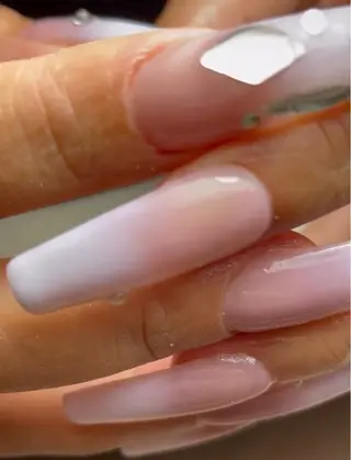 ネイル Bavardage Nailのネイルデザイン