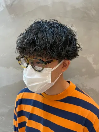 ショート パーマ メンズ 波巻きスパイラルパー マ/シャドウパーマ駿のヘアスタイル