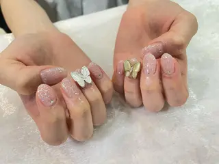 ネイル はばすみれ🎀ﾈｲﾙ 光ﾌｪｲｼｬﾙ ﾍｱのネイルデザイン