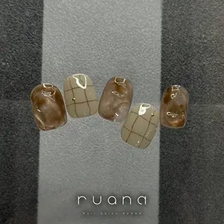 ネイル 阿武 美海のネイルデザイン