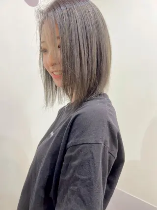 カラー フルヤ ユウキのヘアスタイル