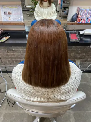 ミディアム カラー パーマ イツキ🌕デザインカ ラー🥨髪質改善🫧のヘアスタイル