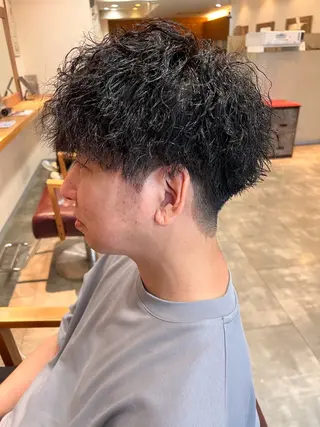 パーマ メンズ 透明感・艶感 小坂隼斗のヘアスタイル