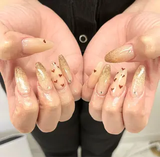 ネイル Bianca関内 USUI🐢のネイルデザイン