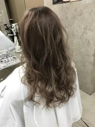 ロング カラー Beach 代表 KENTAのヘアスタイル