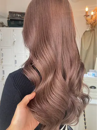 ロング カラー mio♡ベージュ特化 🎀透明感カラーのヘアスタイル