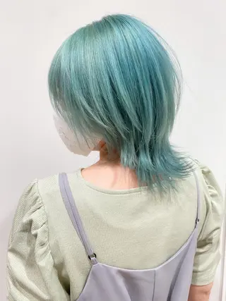 ミディアム ハイトーンカラー🌈 メンズパーマ鈴木康平のヘアスタイル
