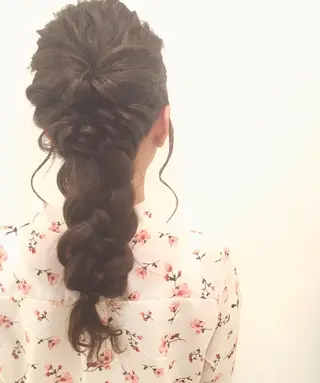 ヘアアレンジ 菊池 栄里奈のヘアスタイル