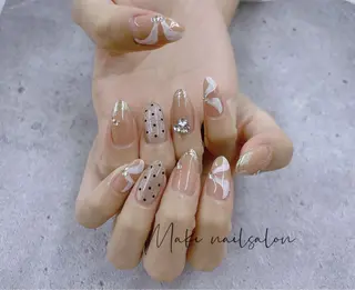 ネイル マキ ネイルサロンのネイルデザイン