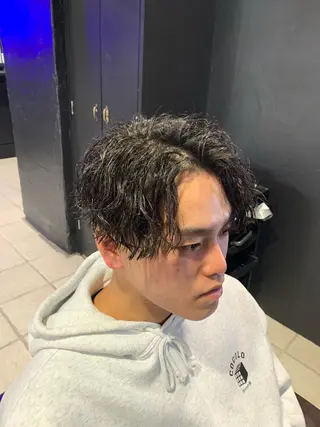 ミディアム メンズパーマ/難波/ 心斎橋　室園亮佑のヘアスタイル