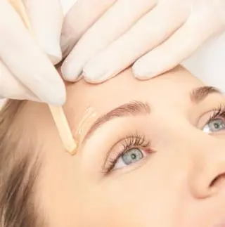 アイブロウ 眠りの森/脱毛眉毛/ マッサージ/RINAのエステ・リラクイメージ