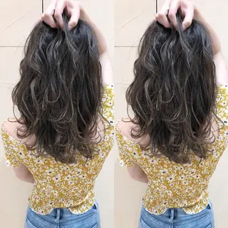 セミロング カラー 三鷹で1番ショート ボブをカットする新谷のヘアスタイル