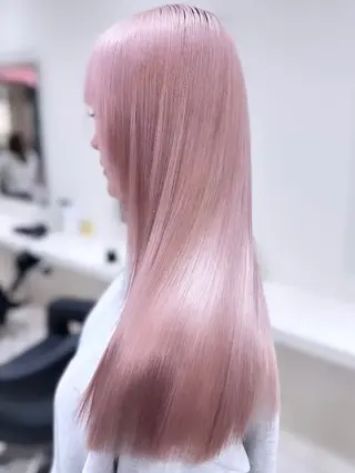 ロング カラー 🖤ハイトーン× レイヤー🖤SARAのヘアスタイル