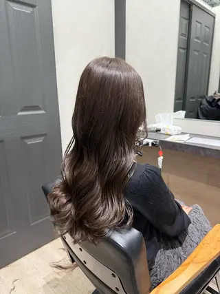セミロング カラー 有田裕真 【ブリーチカラー】のヘアスタイル