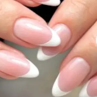 ネイル エルバイノリコ 嶋岡のネイルデザイン