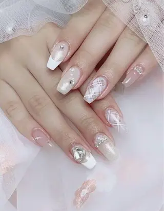 ネイル MoonHi Nail 朝霞台のネイルデザイン
