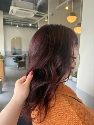 ミディアム 鈴木 美由華／透明感カラーのヘアスタイル