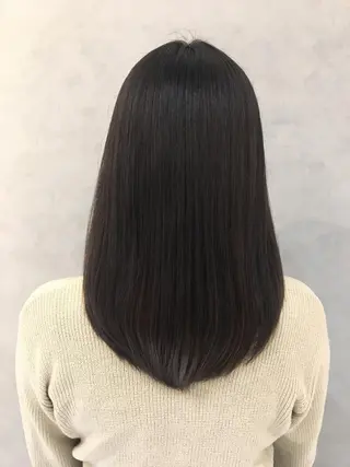 セミロング カラー ︎︎🧸 ユリ ︎︎🧸のヘアスタイル