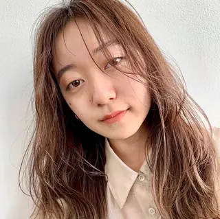 セミロング O/ODER (official)のヘアスタイル