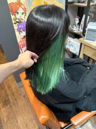 ロング カラー ヲタクに美容室は難しい。～アニメ、アイドル、サブカルを愛するヲタサロンだった件～所属・ヲタ件。/カラー🌷 ヨナのヘアスタイル