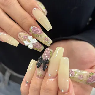 ネイル schon yuinaのネイルデザイン