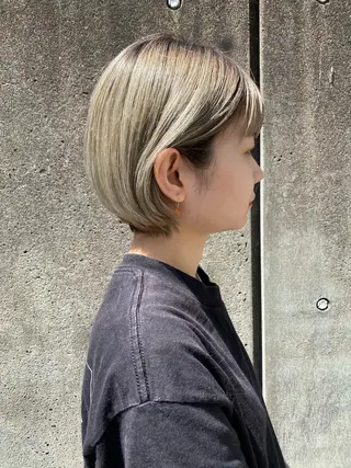 ショート カラー Pia ツボイ ケイタのヘアスタイル