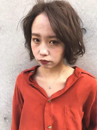 ミディアム カラー パーマ 安達 俊亮のヘアスタイル