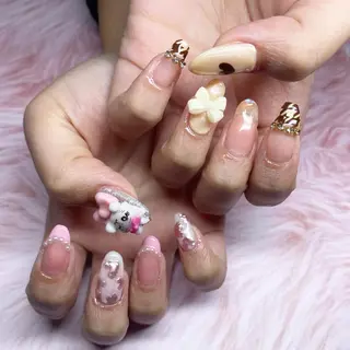 ネイル Aino 🤍のネイルデザイン