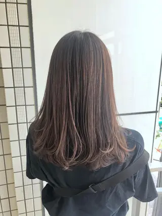 セミロング カラー ベージュカラー🧸 伊藤なつみのヘアスタイル