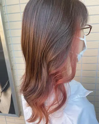 カラー 坂野 結子のヘアスタイル