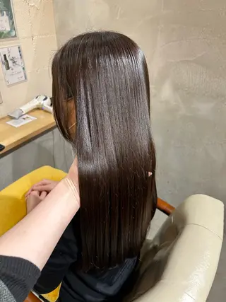 ロング カラー 瀬川 夏緒のヘアスタイル