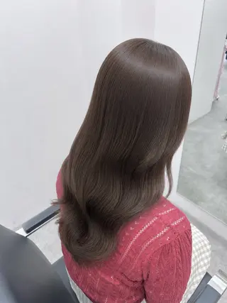 セミロング moe/名古屋 /カラーモデルのヘアスタイル
