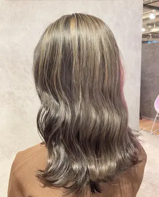 セミロング カラー スキバサミを使わない カット🌼唯🌼のヘアスタイル