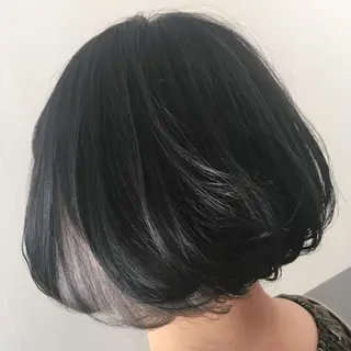 ミディアム カラー RINA🧤 デザインとボブのヘアスタイル