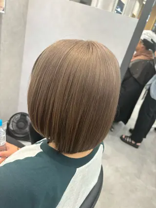ミディアム かがみ/メンテナンス カット無料のヘアスタイル