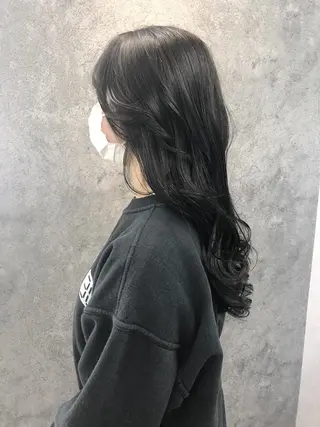 セミロング 所渉/韓国レイヤー /ウルフカットのヘアスタイル