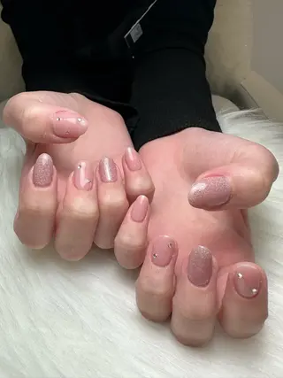 ネイル 小澤 瑠菜のネイルデザイン