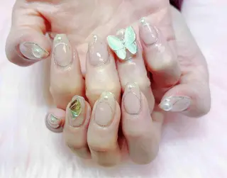 ネイル MoonNail ユリ🌸のネイルデザイン